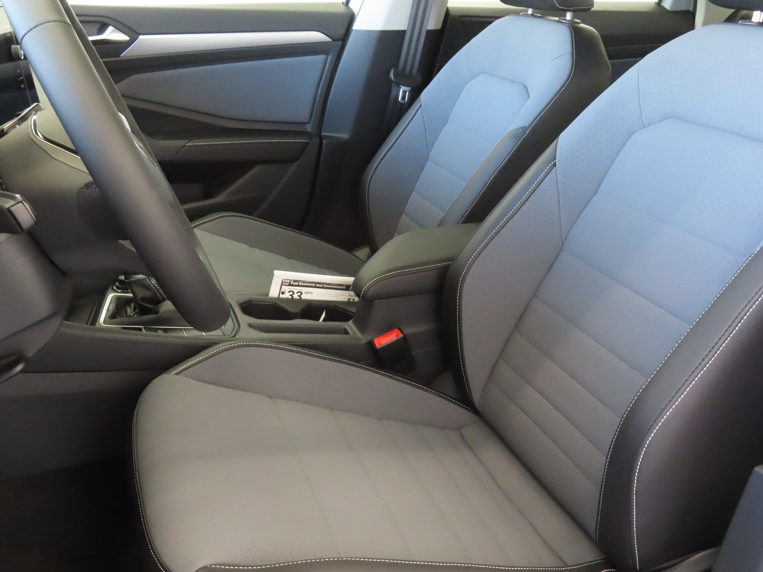 New 2026 Volkswagen Jetta SE FWD image 11