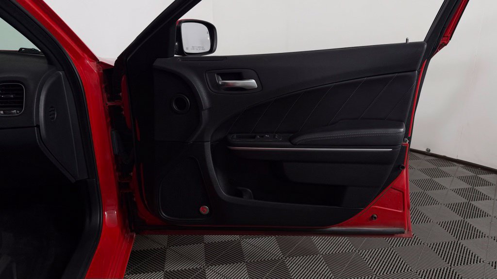 Used 2018 Dodge Charger GT AWD/4WD image 31