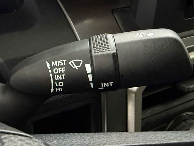 Used 2024 Toyota Tacoma TRD Sport AWD/4WD image 13
