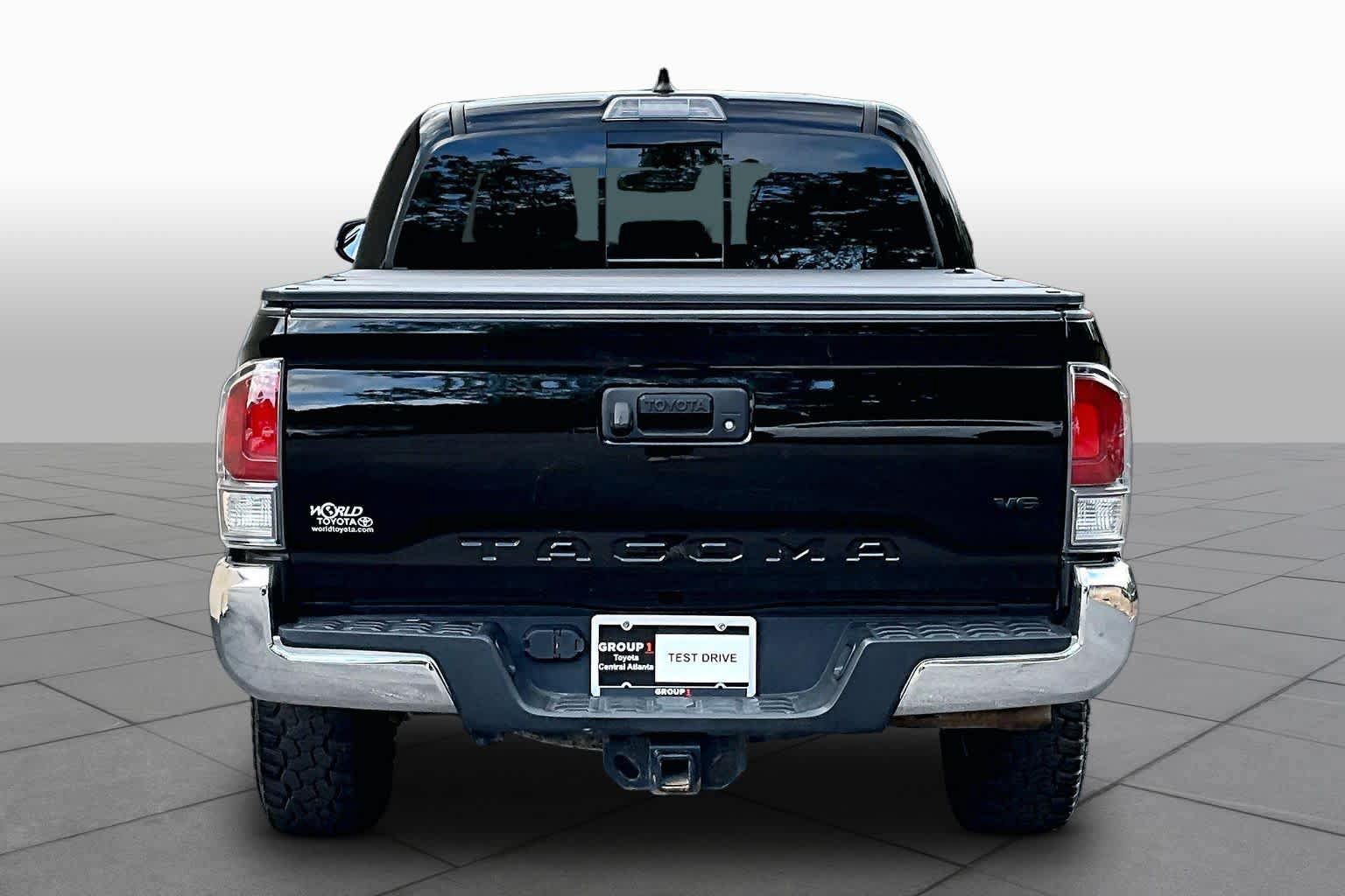 Used 2023 Toyota Tacoma TRD Off-Road AWD/4WD image 5