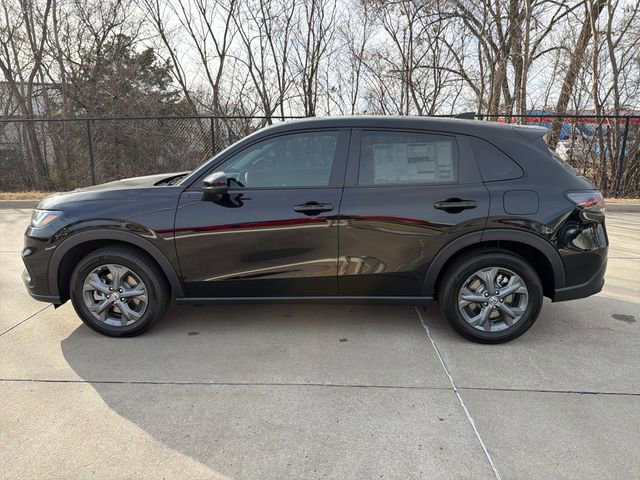 New 2026 Honda HR-V LX image 2