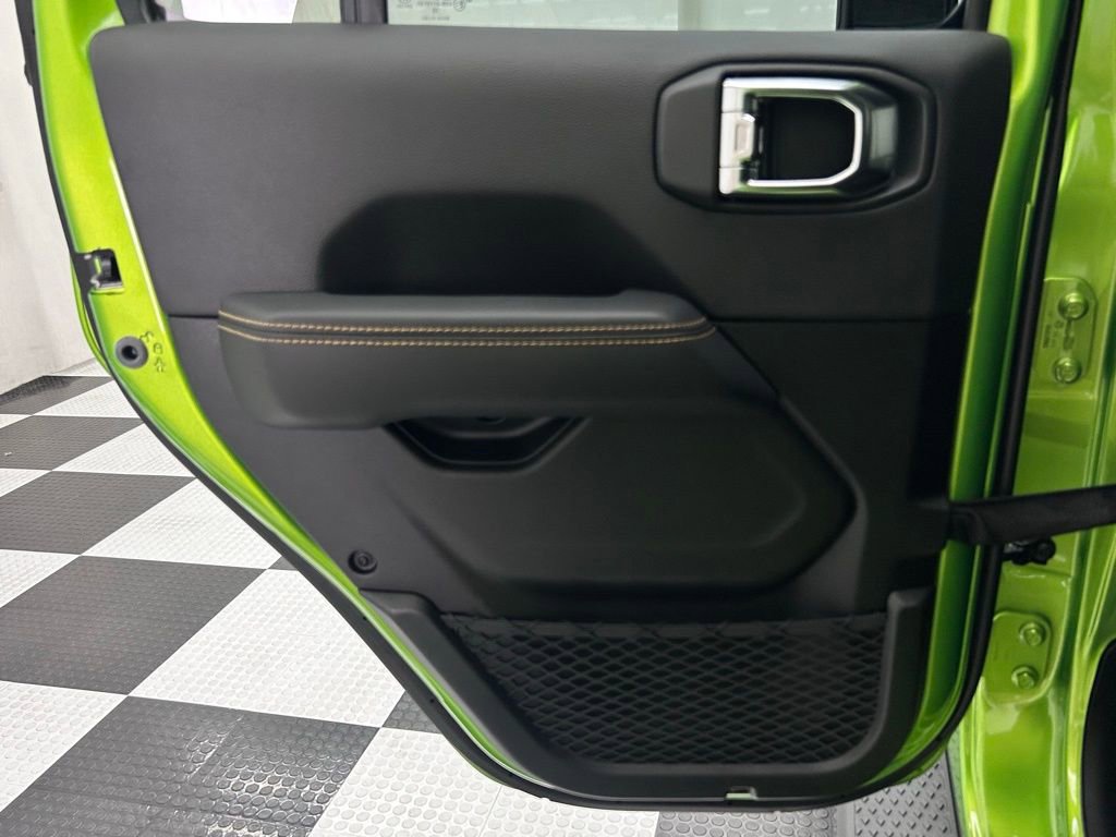 New 2025 Jeep Gladiator Sport image 17