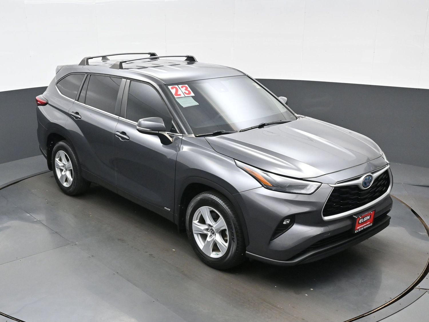Used 2023 Toyota Highlander LE AWD/4WD image 34