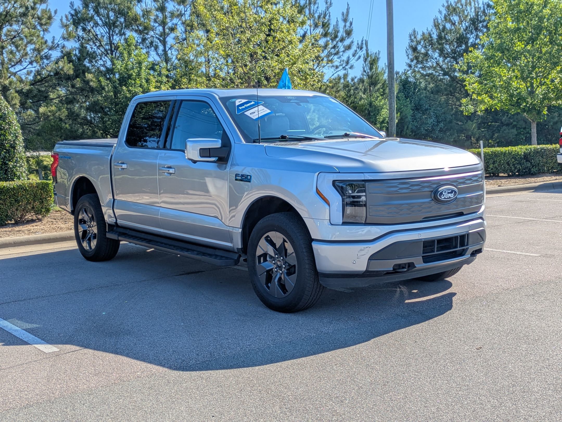 Certified 2025 Ford F150 Lightning Lariat