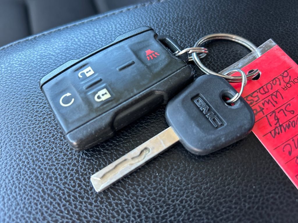 Certified 2016 GMC Canyon SLE w/ SLE Convenience Package AWD/4WD image 37