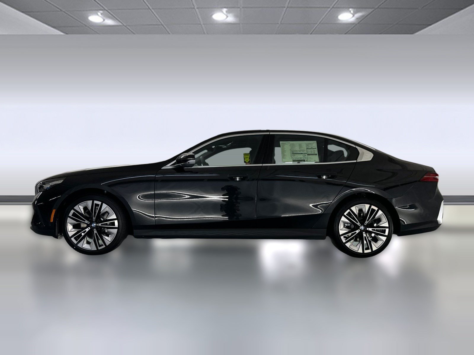 Used 2026 BMW 530i RWD image 2