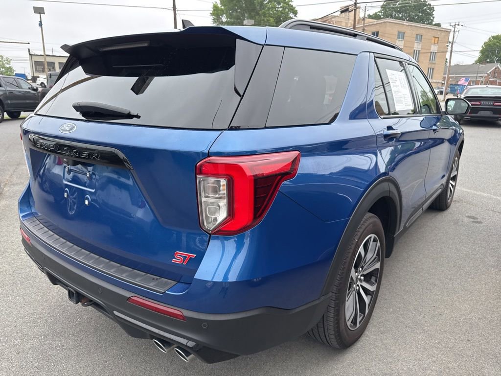 Used 2023 Ford Explorer ST AWD/4WD image 3