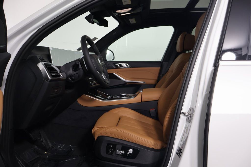 New 2026 BMW X5 xDrive40i w/ Climate Comfort Package image 5
