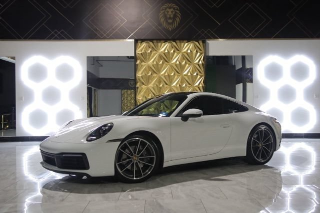 Used 2020 Porsche 911 Carrera RWD image 4