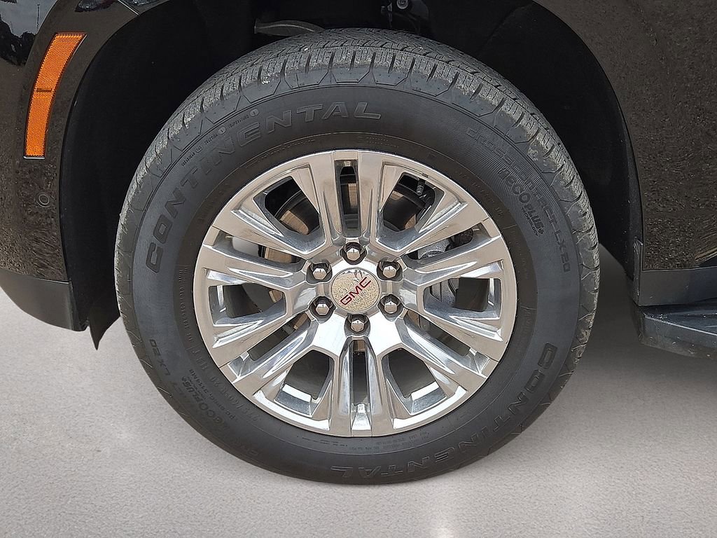 Used 2025 GMC Yukon Denali AWD/4WD image 10