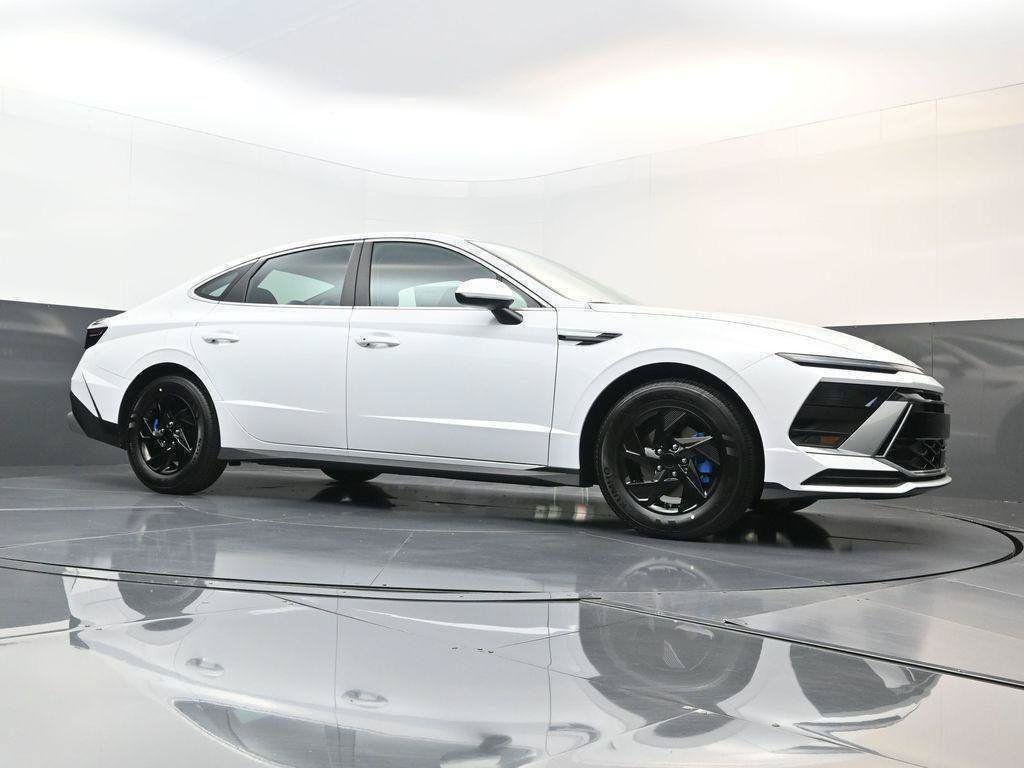 New 2026 Hyundai Sonata SE FWD image 23
