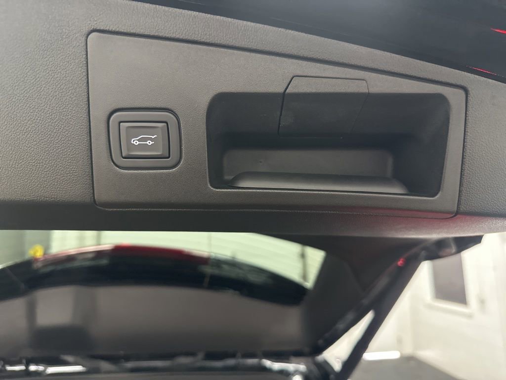 Used 2024 Cadillac XT5 Premium Luxury AWD/4WD image 38