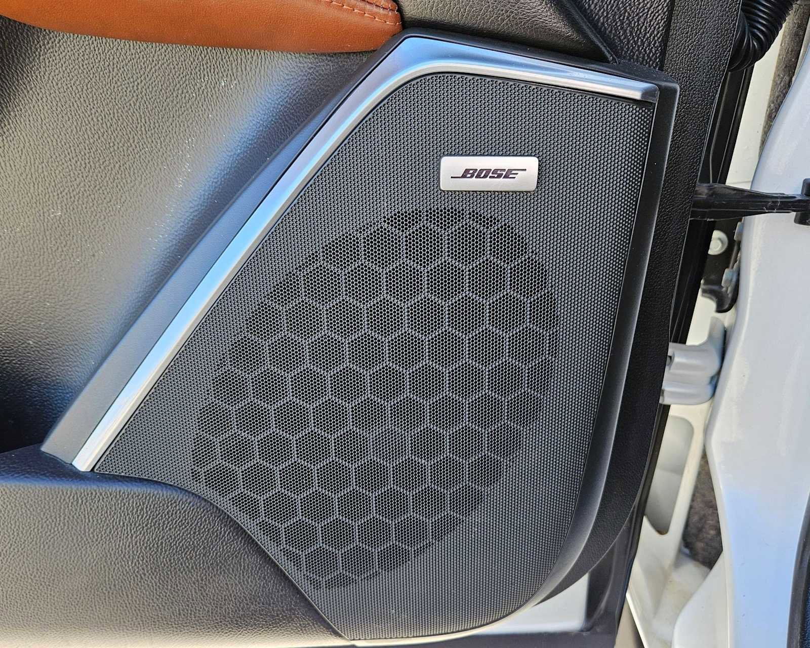 Used 2020 Cadillac Escalade Luxury image 29