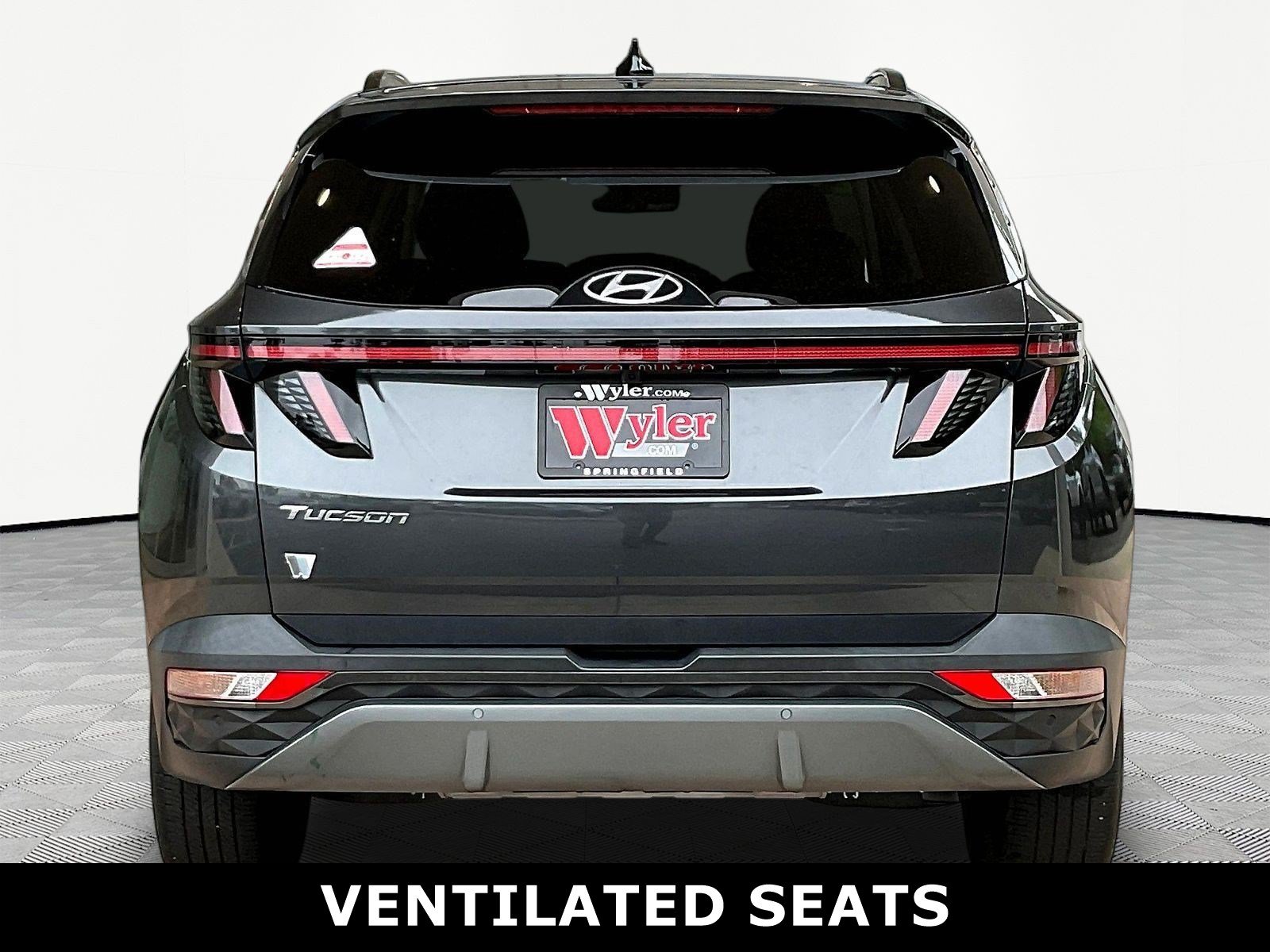 Used 2024 Hyundai Tucson Limited FWD image 5
