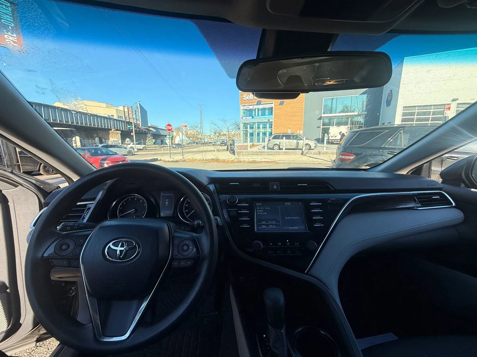 Used 2018 Toyota Camry LE w/ Protection Package (Q2) FWD image 22