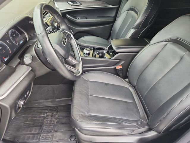 Used 2022 Jeep Grand Cherokee L Limited w/ Black Appearance Package RWD image 18