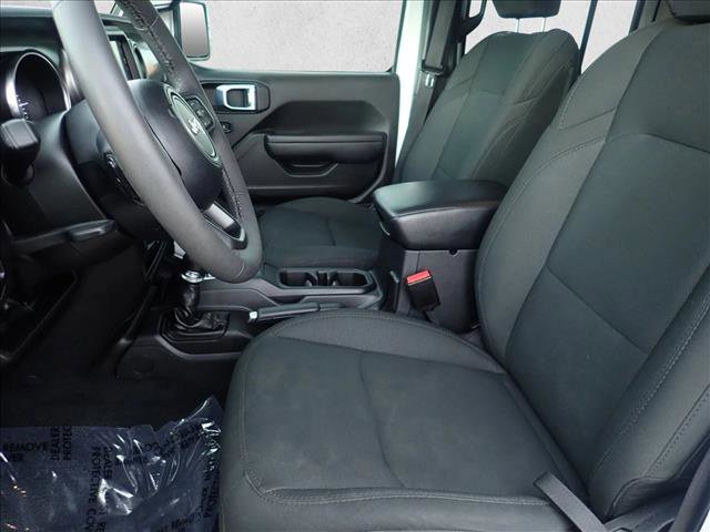 Used 2023 Jeep Wrangler Unlimited w/ Cold Weather Group image 11