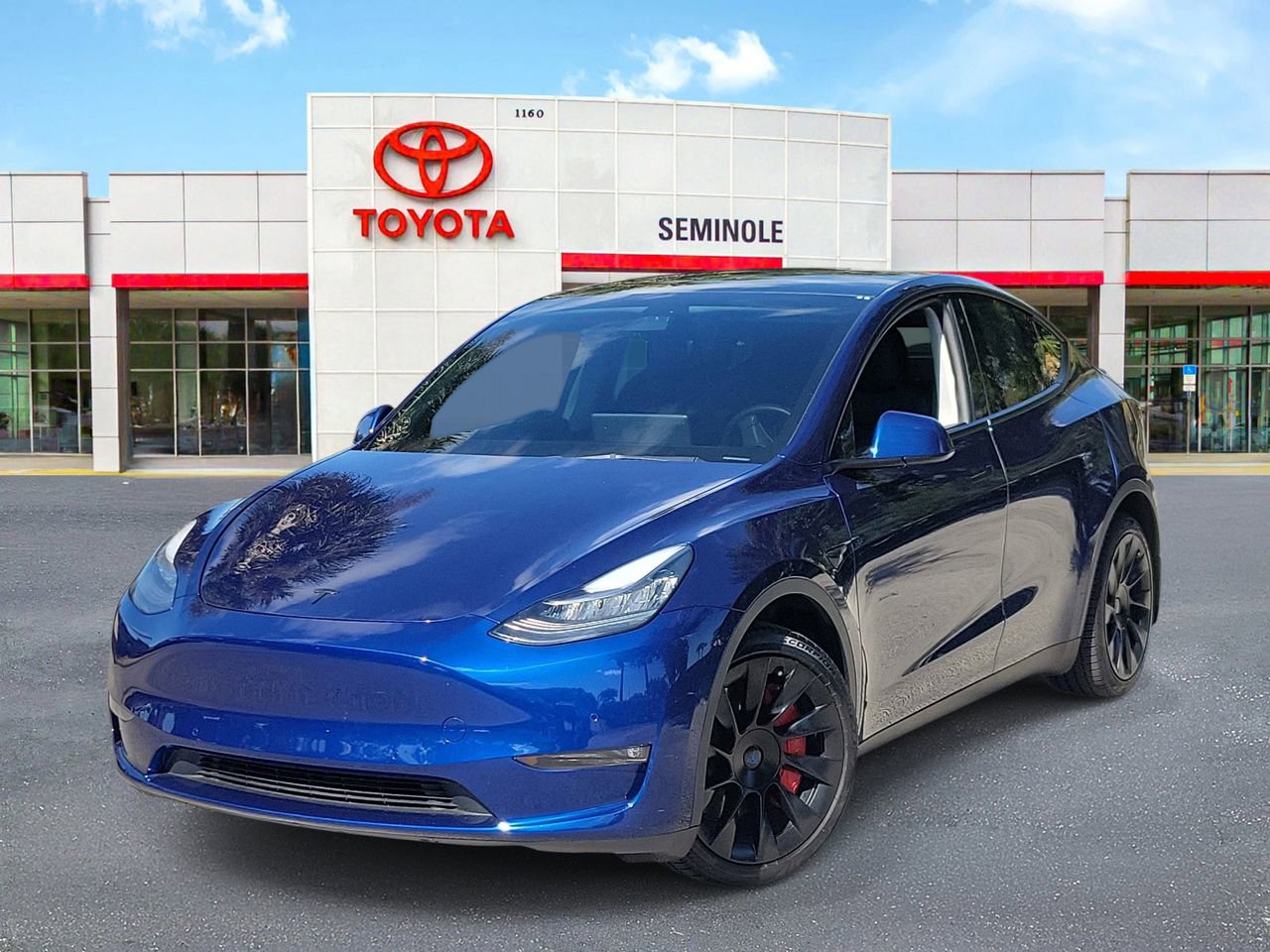 Used 2021 Tesla Model Y Long Range AWD/4WD image 1
