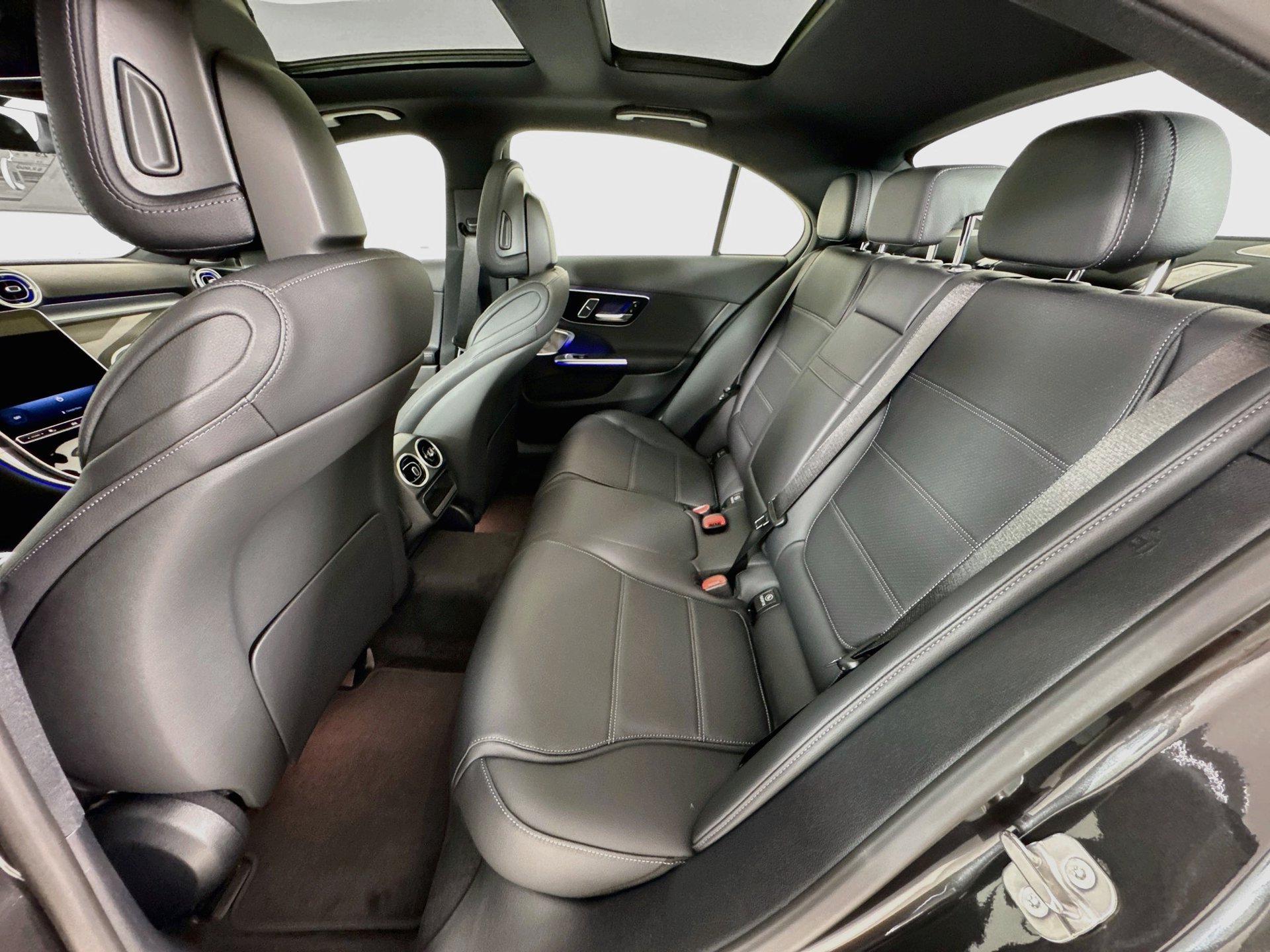 New 2027 Mercedes-Benz C 300 Sedan image 27