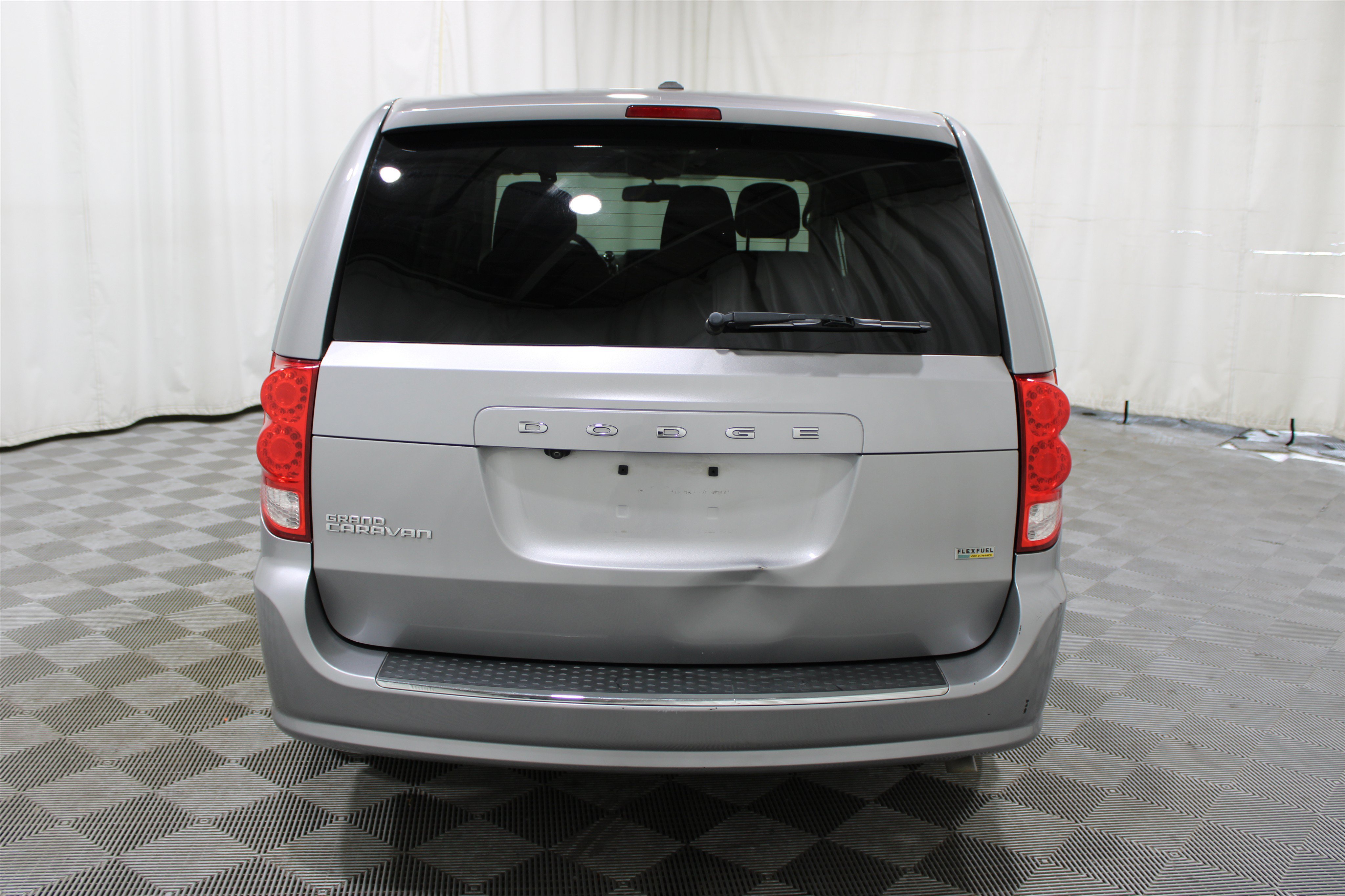 Used 2017 Dodge Grand Caravan SE w/ Power Window Group FWD image 25