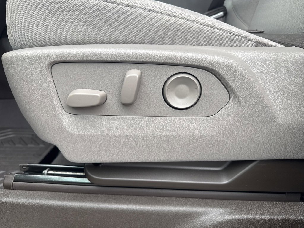 Used 2025 Chevrolet Silverado 1500 LT Trail Boss image 8