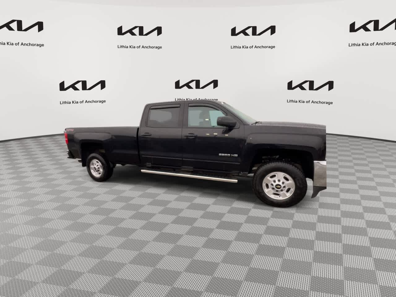 Used 2015 Chevrolet Silverado 2500 LT AWD/4WD image 4