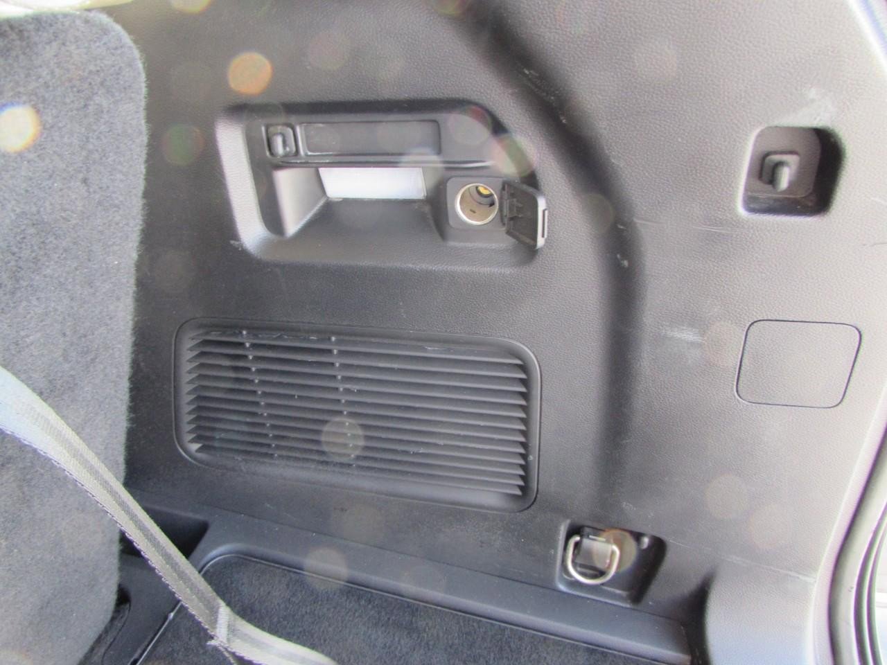 Used 2022 Ford Explorer XLT w/ Equipment Group 202A image 31