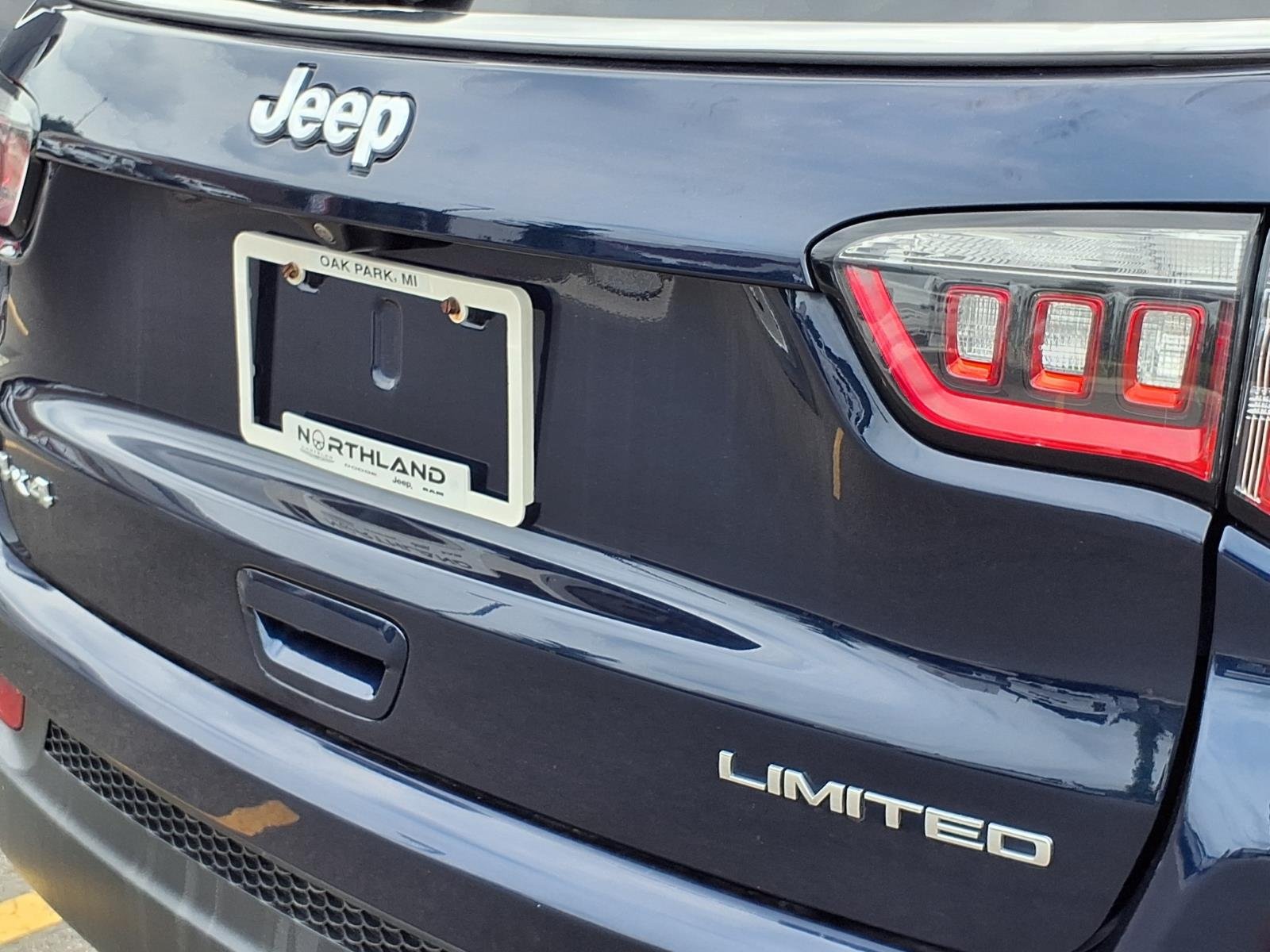 Certified 2020 Jeep Compass Limited AWD/4WD image 23