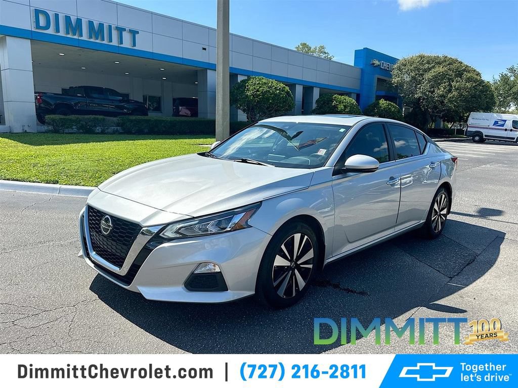 Used 2021 Nissan Altima 2.5 SV w/ SV Premium Package FWD image 1