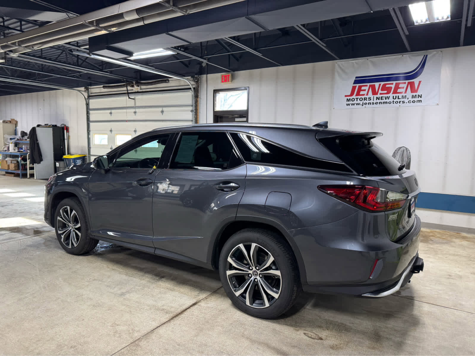 Used 2022 Lexus RX 350L Premium w/ Premium Package image 6