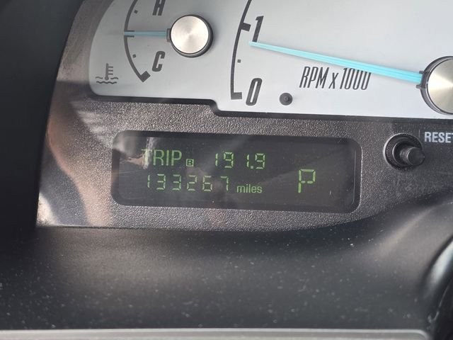 Used 2002 Ford Thunderbird image 11