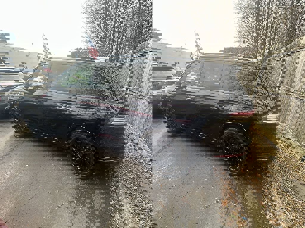 Used 2023 Lincoln Aviator Reserve w/ Equipment Group 201A image 8