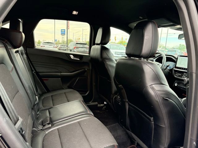 Used 2023 Ford Escape ST-Line Elite AWD/4WD image 13