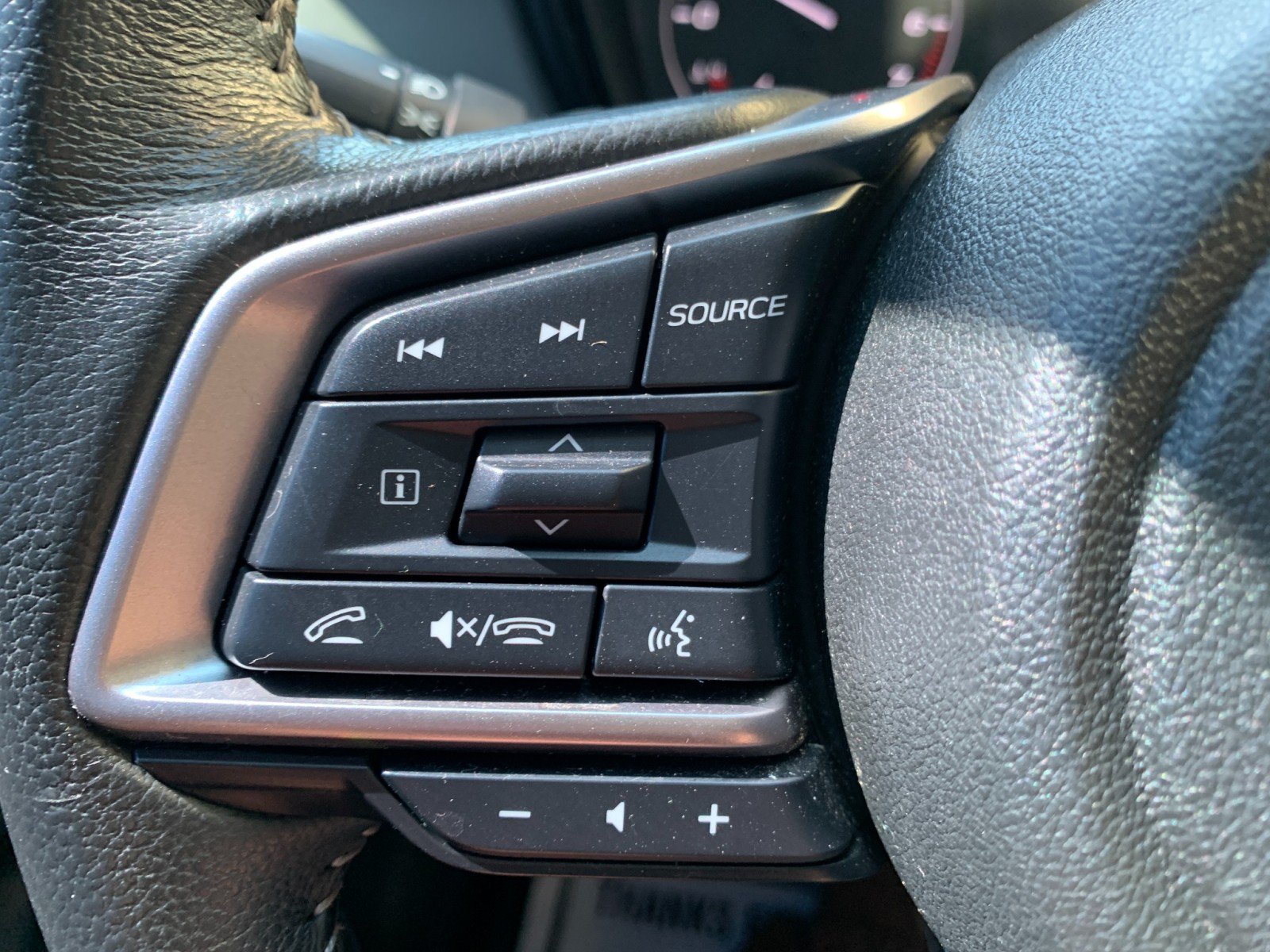 Used 2023 Subaru Legacy Premium AWD/4WD image 13
