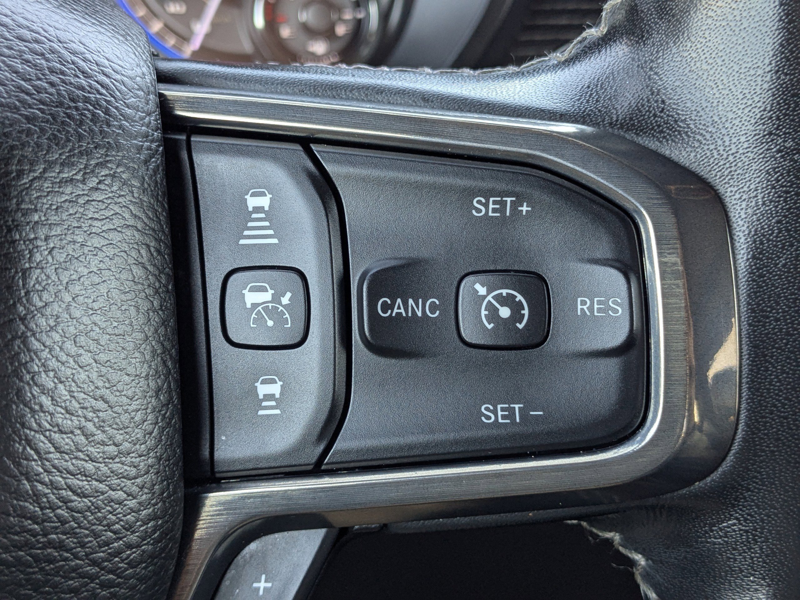 Used 2020 RAM 1500 Limited image 27