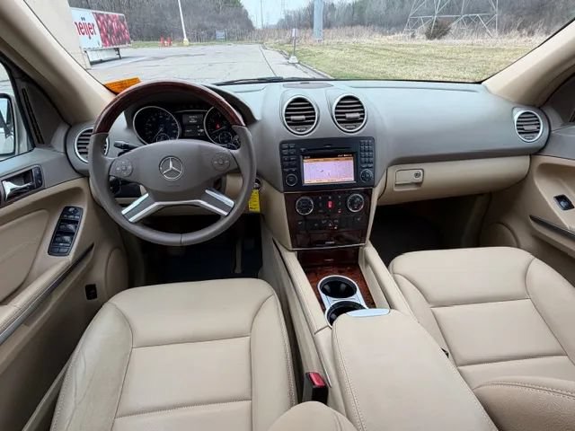 Used 2010 Mercedes-Benz ML 350 4MATIC image 27