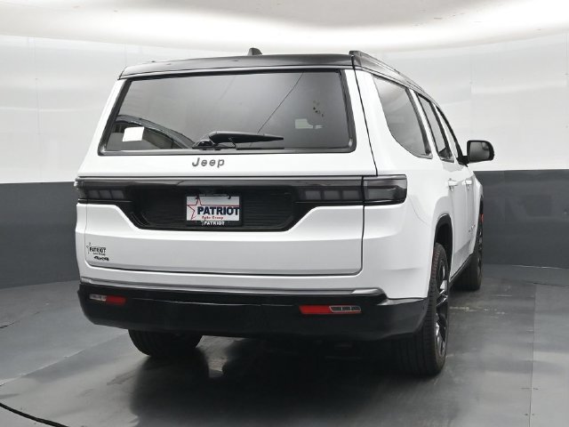 New 2026 Jeep Grand Wagoneer Summit w/ Rear Seat Video Group I AWD/4WD image 2