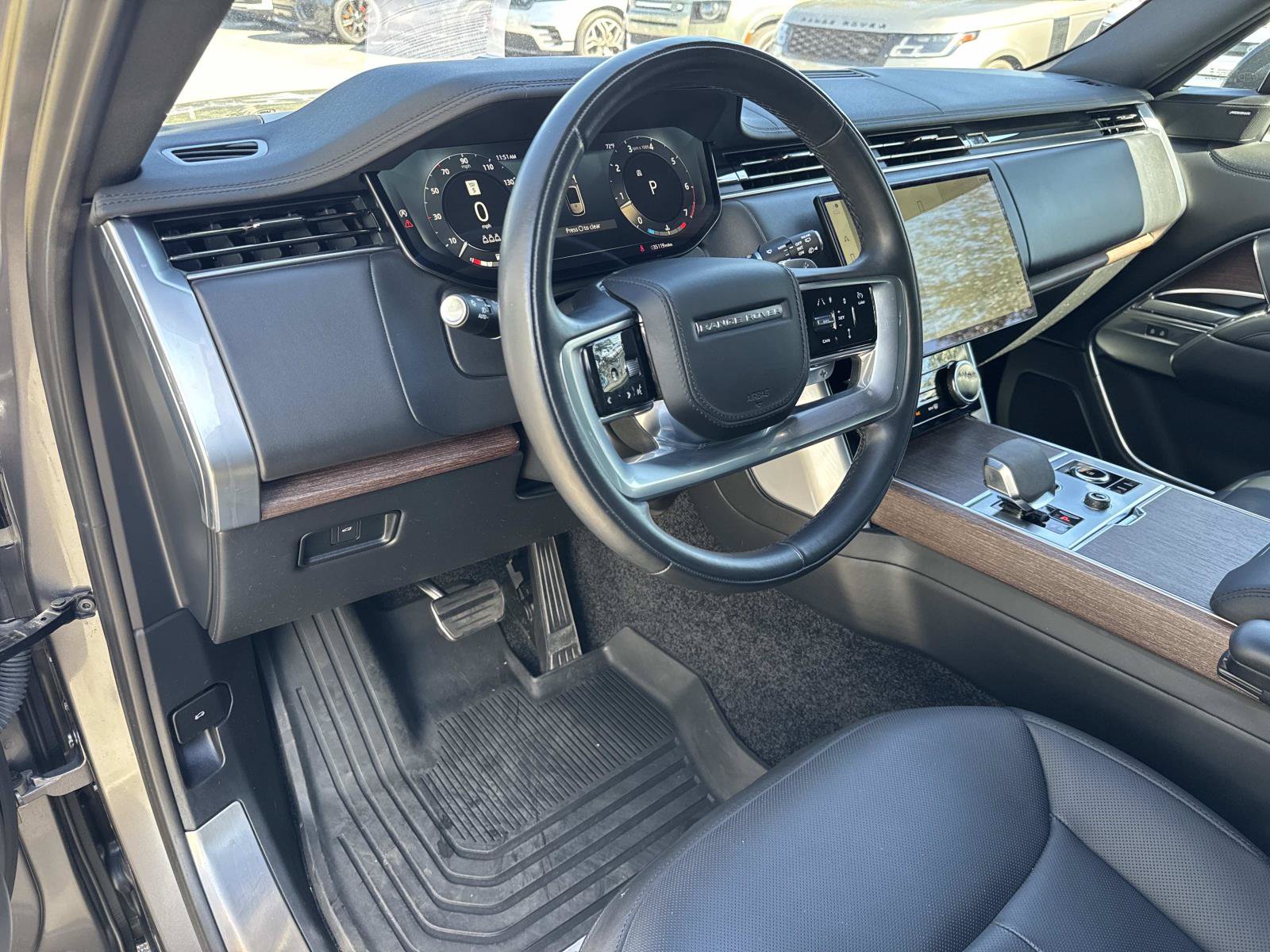 Certified 2023 Land Rover Range Rover SE AWD/4WD image 23
