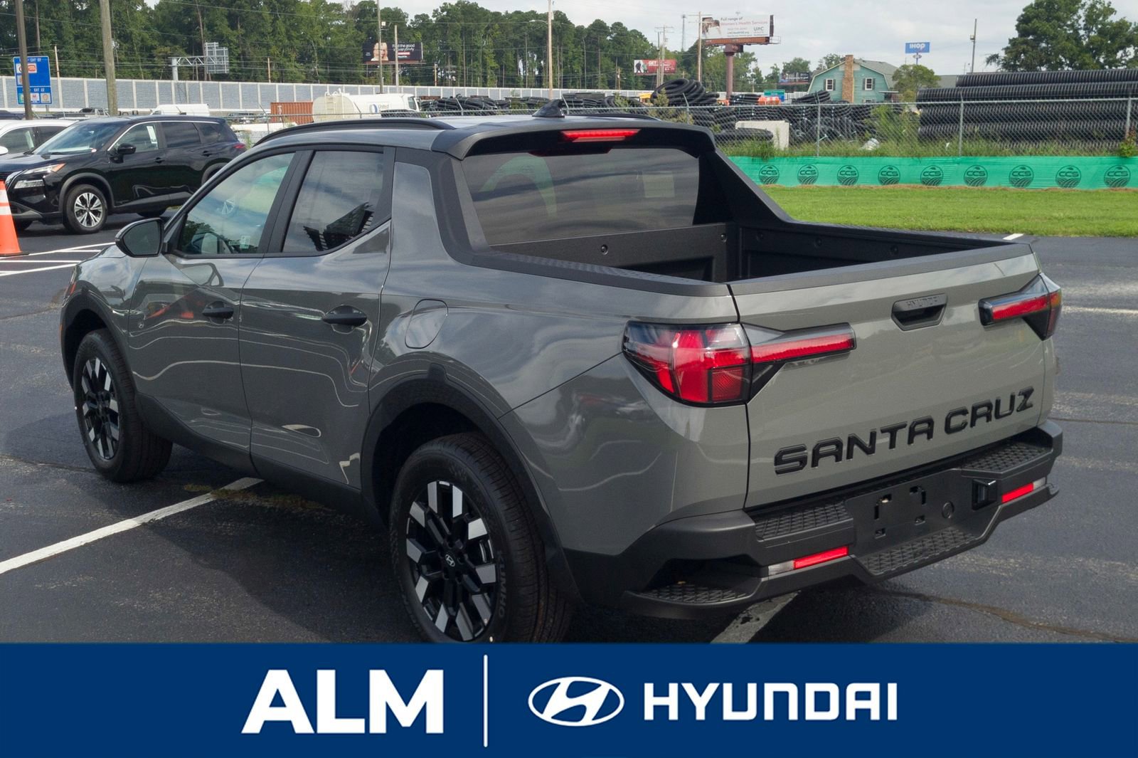 New 2025 Hyundai Santa Cruz SEL image 7