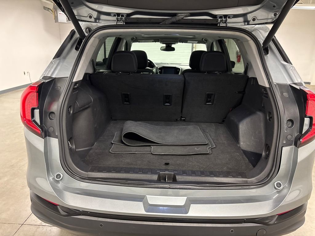 Certified 2023 GMC Terrain SLE w/ Driver Convenience Package image 19