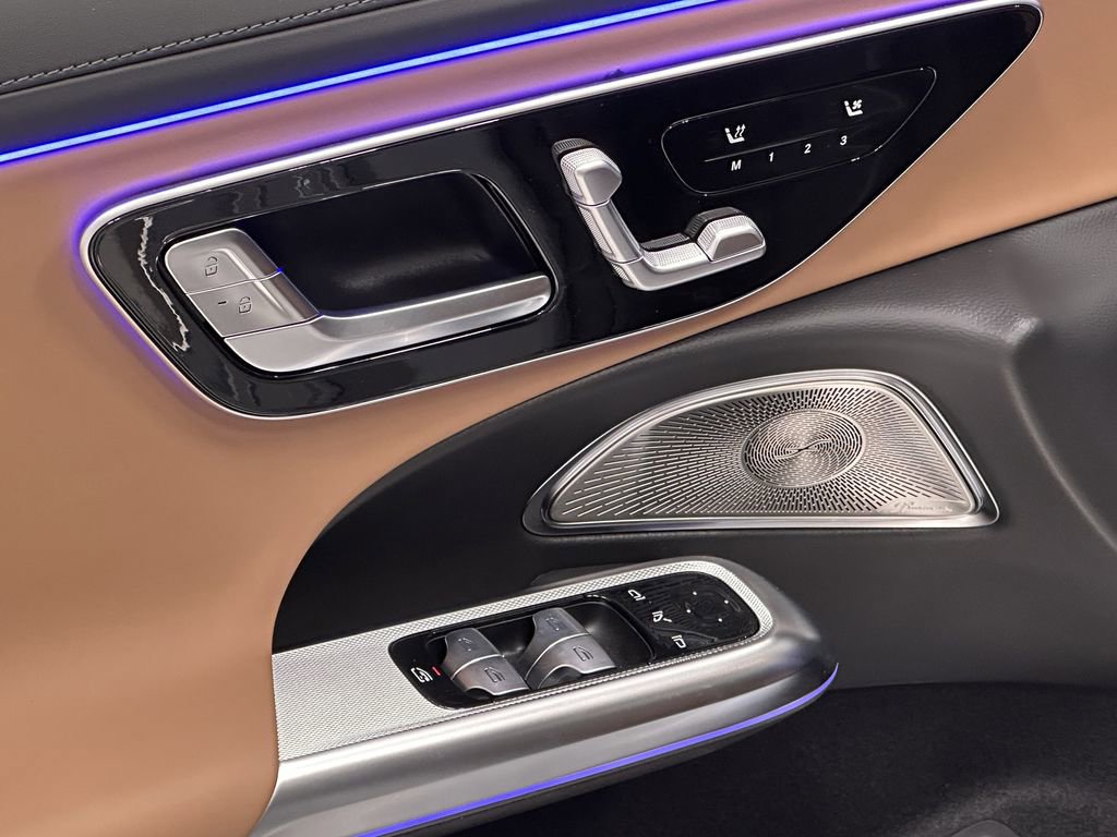 New 2026 Mercedes-Benz E 53 AMG e 4MATIC Sedan image 11