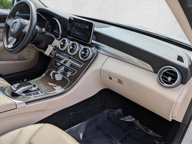 Used 2015 Mercedes-Benz C 300 4MATIC Sedan image 21
