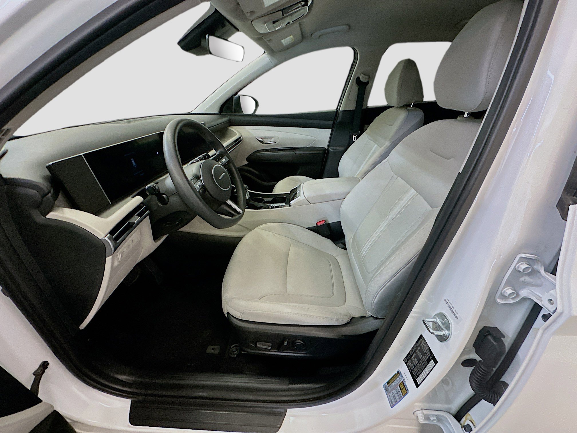 Used 2025 Hyundai Tucson SEL image 13