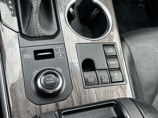 Used 2023 Toyota Highlander Limited image 29