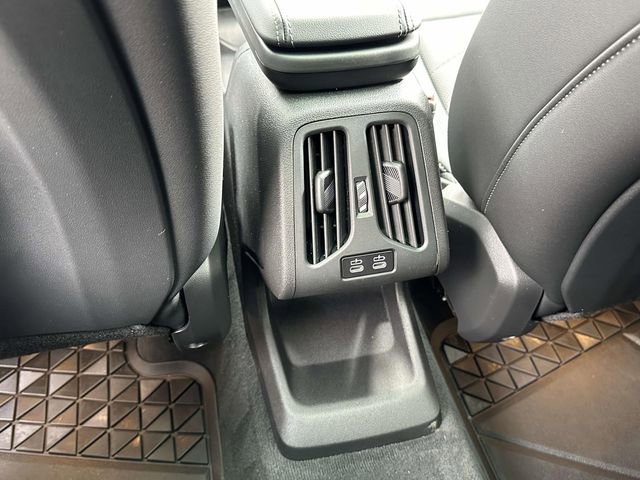 Used 2026 BMW X2 xDrive28i image 18