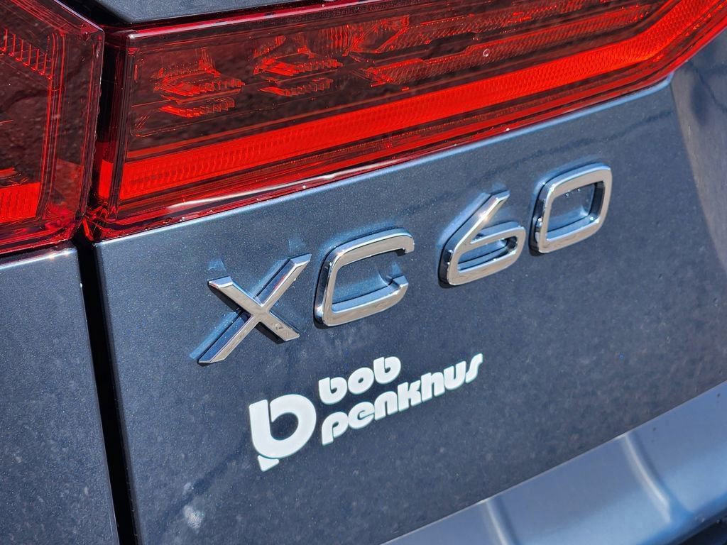 New 2026 Volvo XC60 B5 Ultra w/ Protection Package Premier image 30