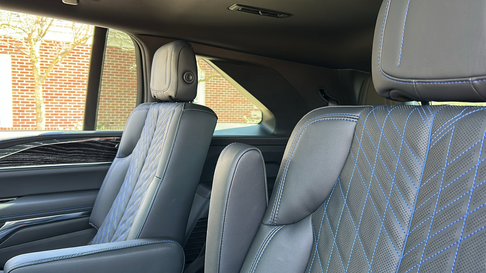 New 2025 Cadillac Escalade IQ Sport 1 w/ Smart Trailering package image 18