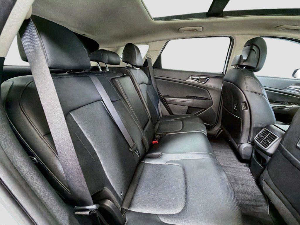 Used 2023 Kia Sportage SX AWD/4WD image 30