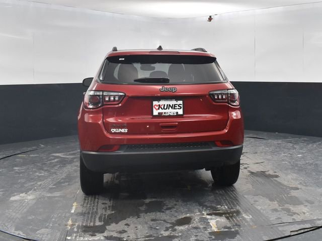 New 2026 Jeep Compass Latitude image 8