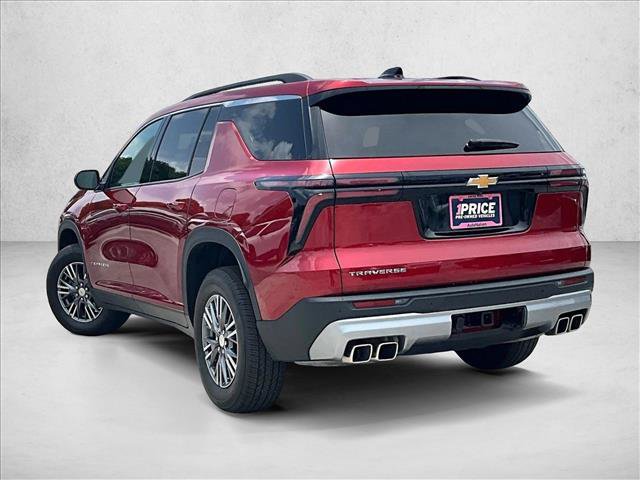 Used 2025 Chevrolet Traverse LT FWD image 13
